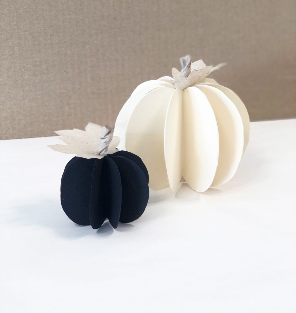 Basteltipp: Süße Papier-Kürbisse